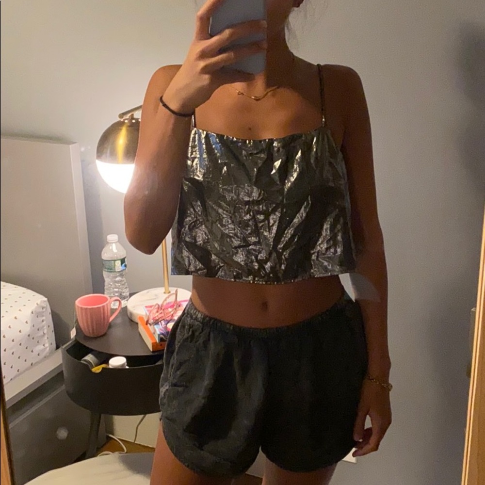 Metallic Crop Top - Picture 2 of 2